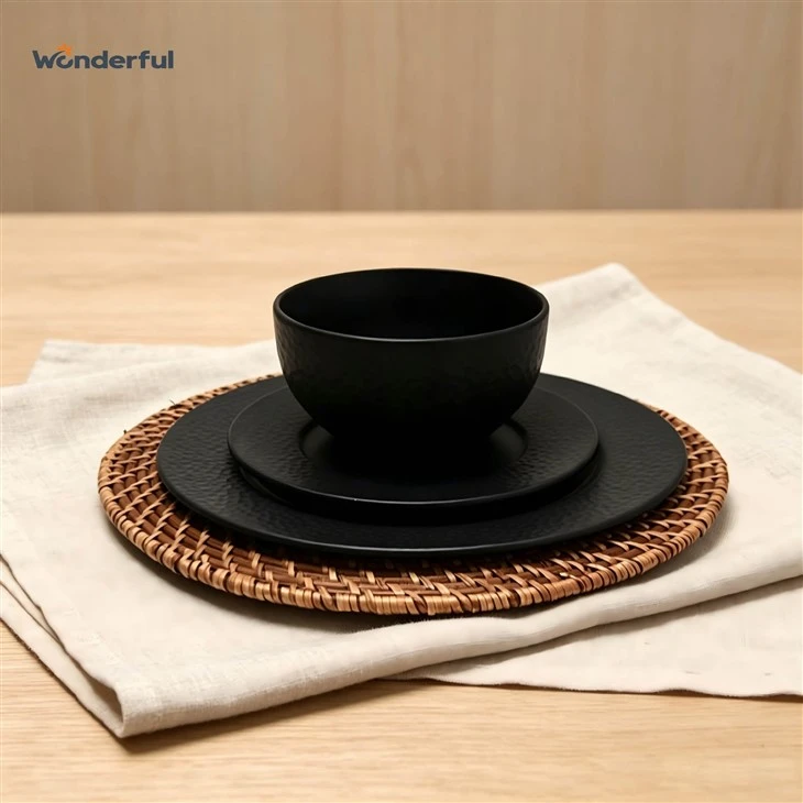 Matte Black Hammered Stoneware Dinnerware Set factory