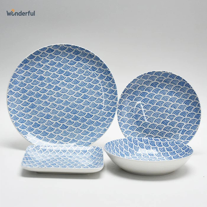 Blue and white pattern porcelain dish set